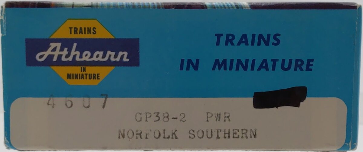 Athearn 4607 HO Scale Norfolk Southern Powered GP38-2 Diesel Locomotive #5246 VG/Box