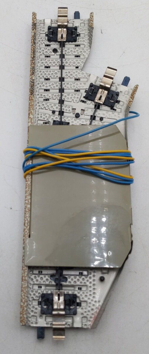 Marklin 5138 HO 22° Left Hand Solenoid-Operated Switch Turnout EX