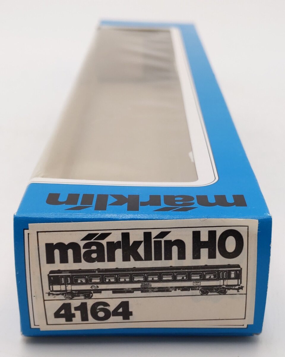 Marklin 4164 HO 1nd Class Intercity Passenger Car W/ Interior #50 84 10-70 672-7 VG/Box