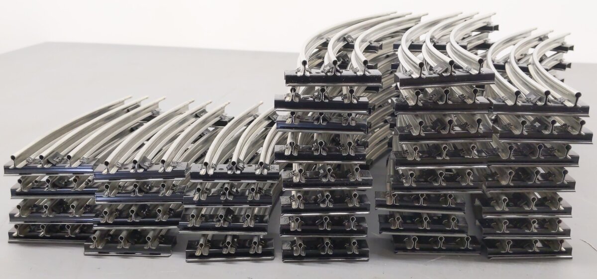 Lionel O Gauge Curved & Half-Curved Track Sections 6-65504, 6-65501 (35) VG