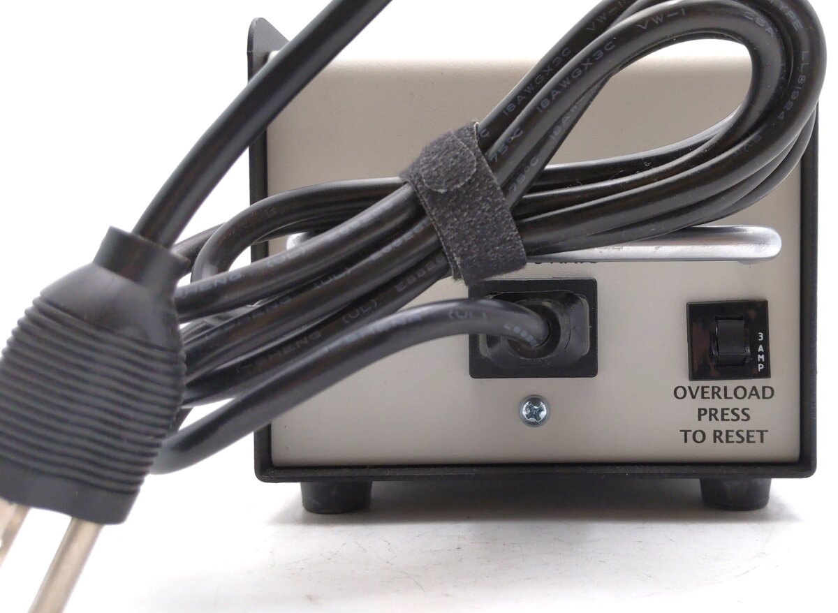 Bridgewerks MAG-15 15 Amp Deluxe 1-Track Power Supply EX