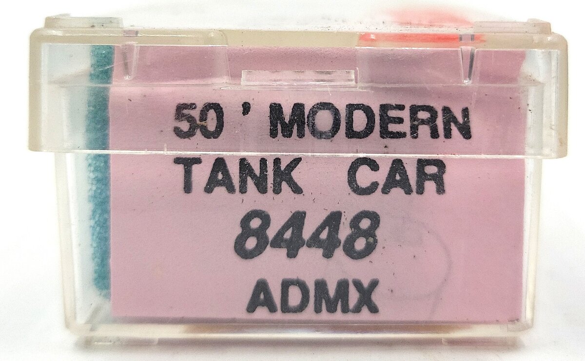 Roundhouse 8448 N Scale Archer Daniels Midland 50' Single Dome Tank Car #78627 EX/Box