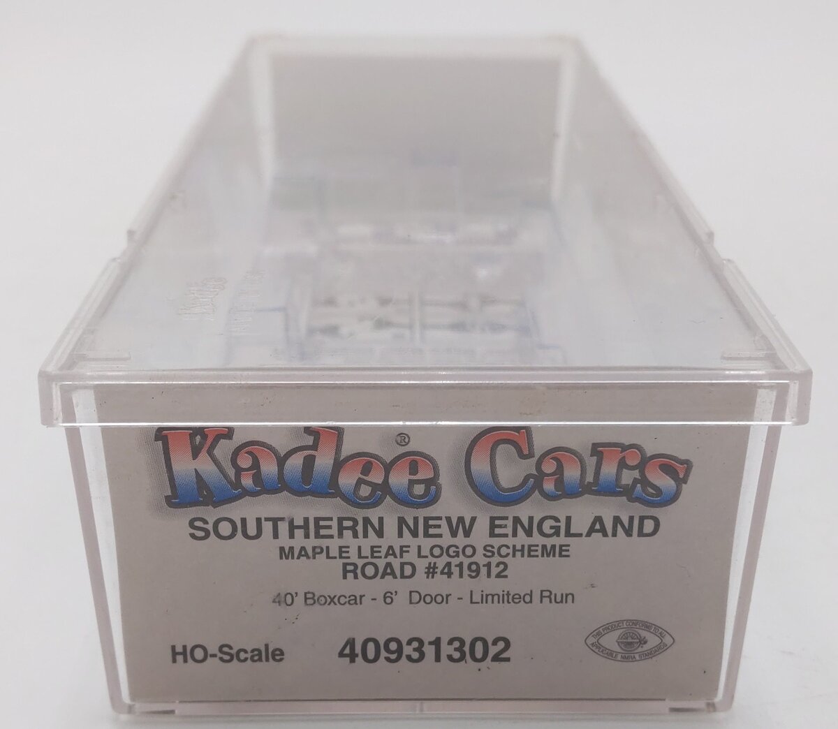Kadee 40931302 HO Scale Southern New England Maple Leaf Logo 40' Boxcar #41912 LN/Box