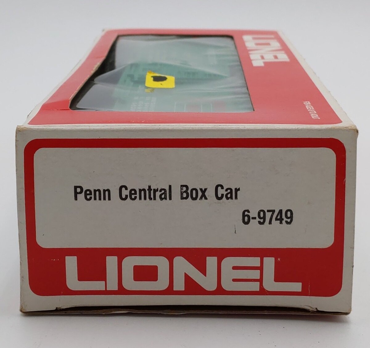 Lionel 6-9749 O Gauge Penn Central Boxcar #9749 LN/Box
