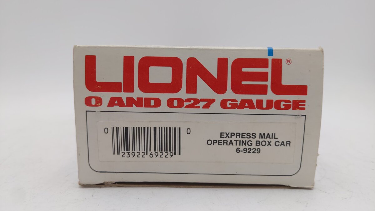 Lionel 6-9229 O Gauge Operating USPS Express Mail Boxcar LN/Box