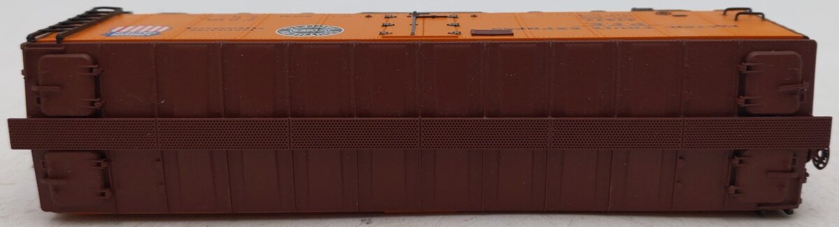 InterMountain 45501-04 HO Pacific Fruit Express Steel Sided Ice Bunker #47477 EX
