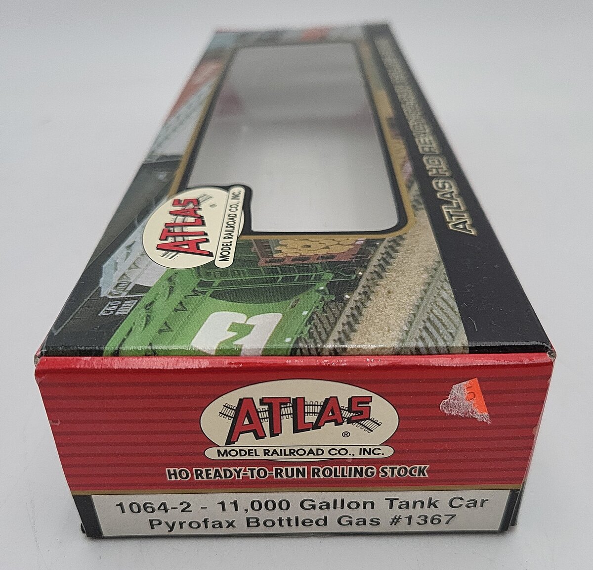 Atlas 1064-2 HO Scale Pyrofax Bottled Gas 11,000 Gallon Tank Car #1367 LN/Box