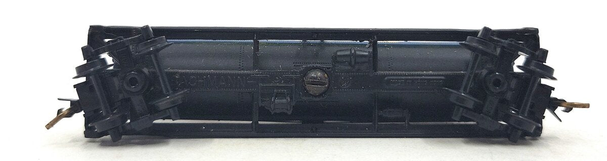Bachmann 70150 N UCOX 42' Three Dome Tank Car #10162 EX