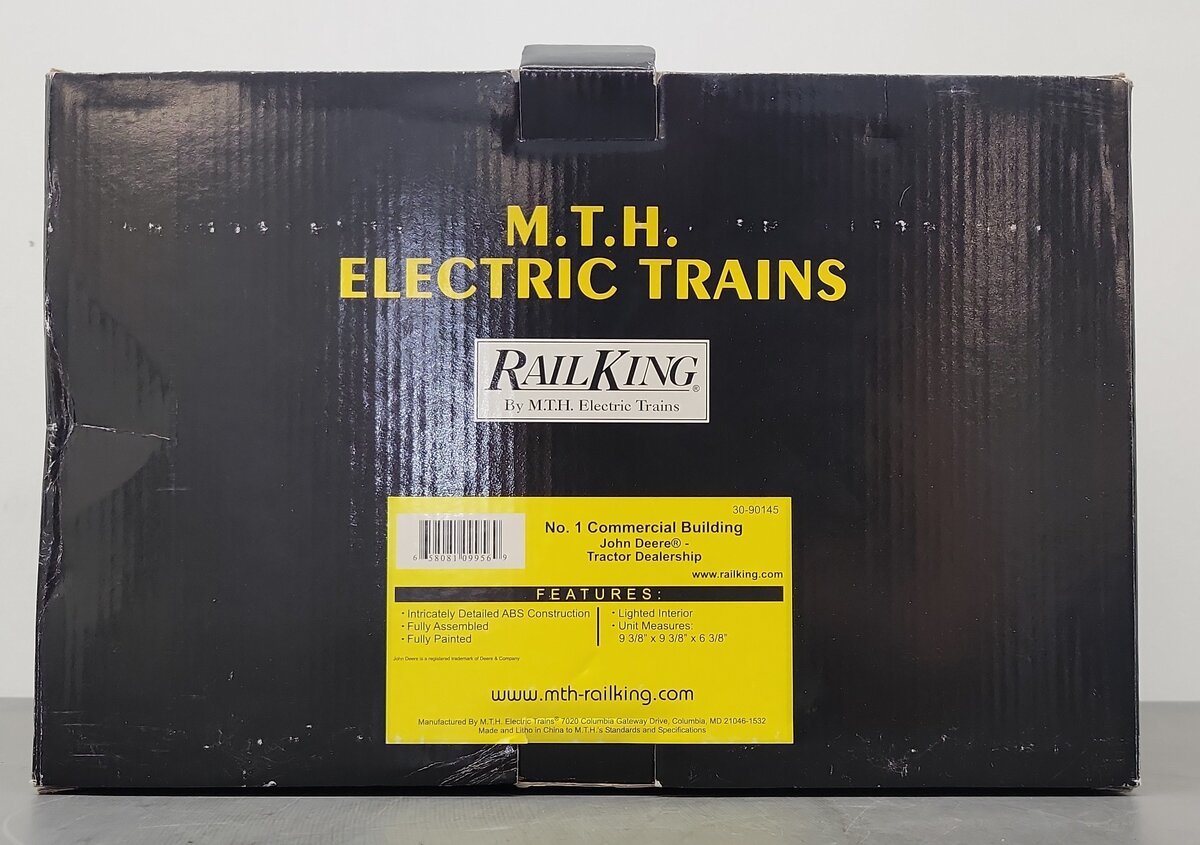 MTH 30-90145 O Gauge John Deere Tractor Dealership LN/Box