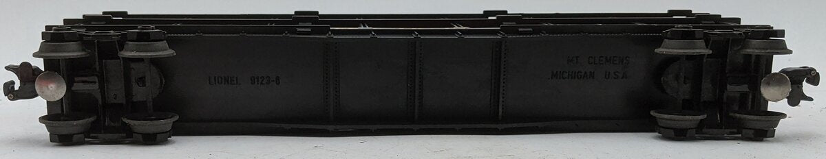Lionel 6-9123 O Gauge Chesapeake and Ohio 3-Tier Auto Carrier Car EX