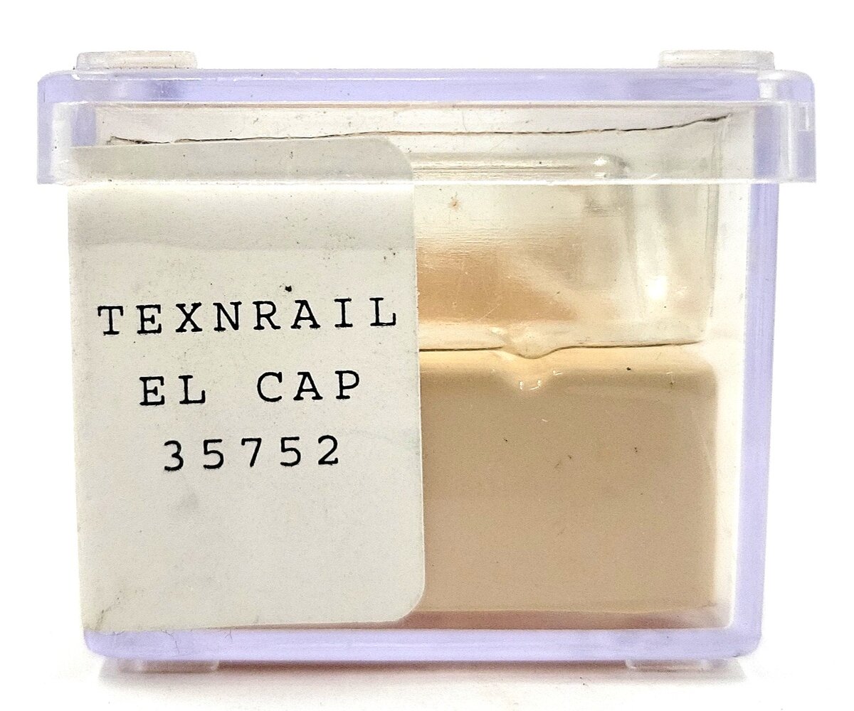 Tex-N-Rails 35752 N Scale Santa Fe "El Capitan" Refrigerator Car EX/Box