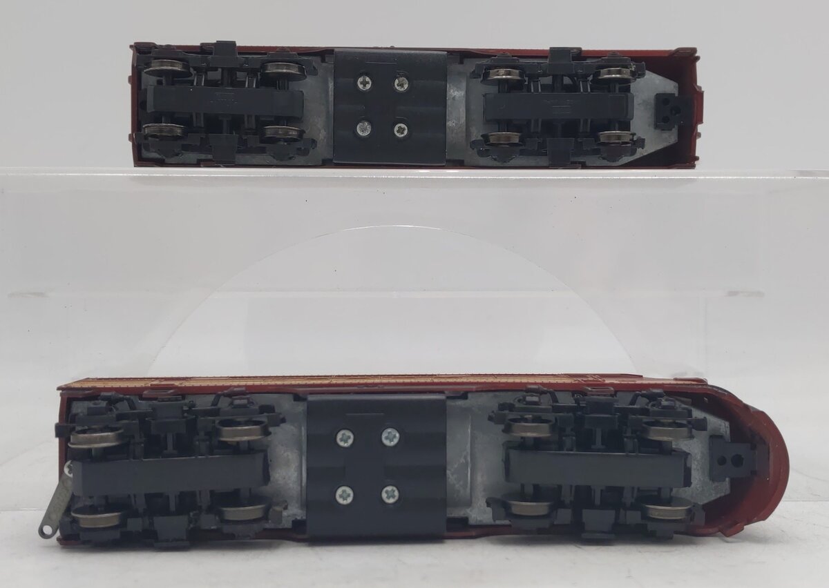Stewart 5030 HO Boston & Maine FT A/B Powered Diesel Locomotive Set EX