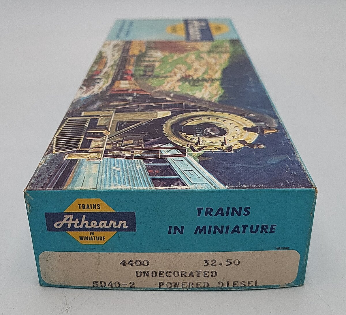 Athearn 4400 HO Undecorated SD40-2 Powered Diesel Locomotive EX/Box