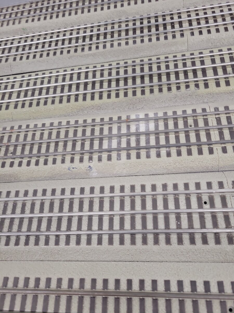Lionel 6-12042 FasTrack 30" Straight Track (9) VG