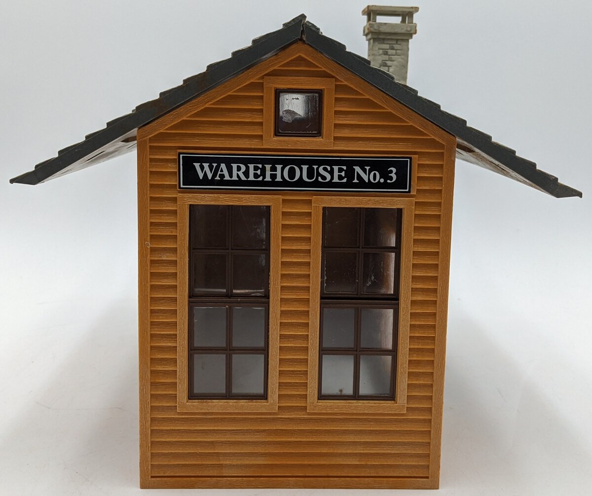 Model Power 1616 LGB Budweiser Warehouse Assembled Building - Assembled VG