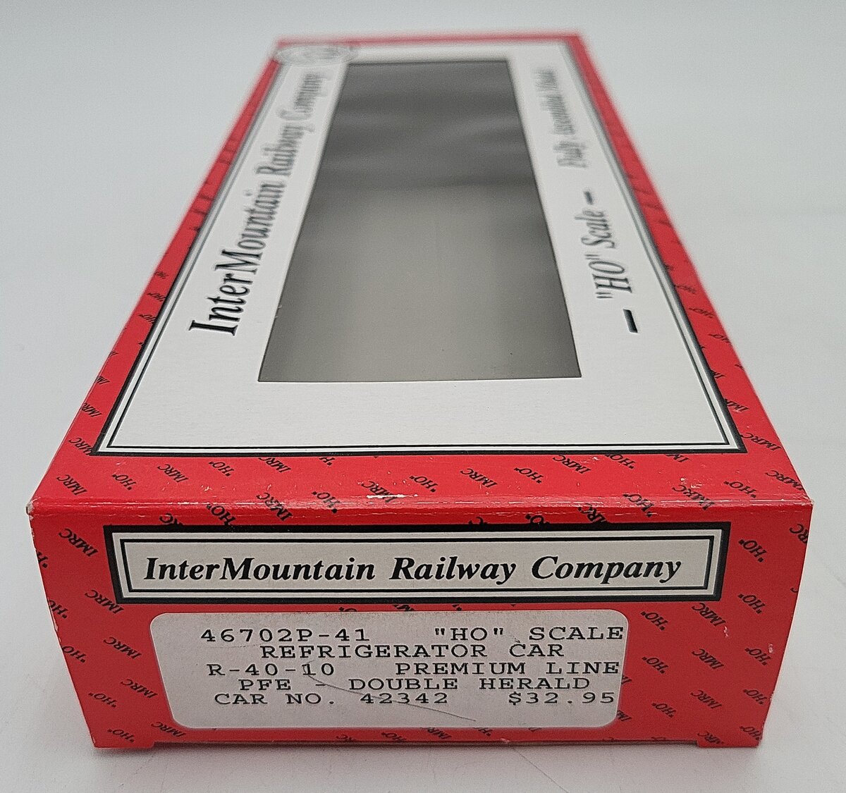 InterMountain 46702P-41 HO Scale Pacific Fruit Express R-40-10 Reefer Car #42342 EX/Box