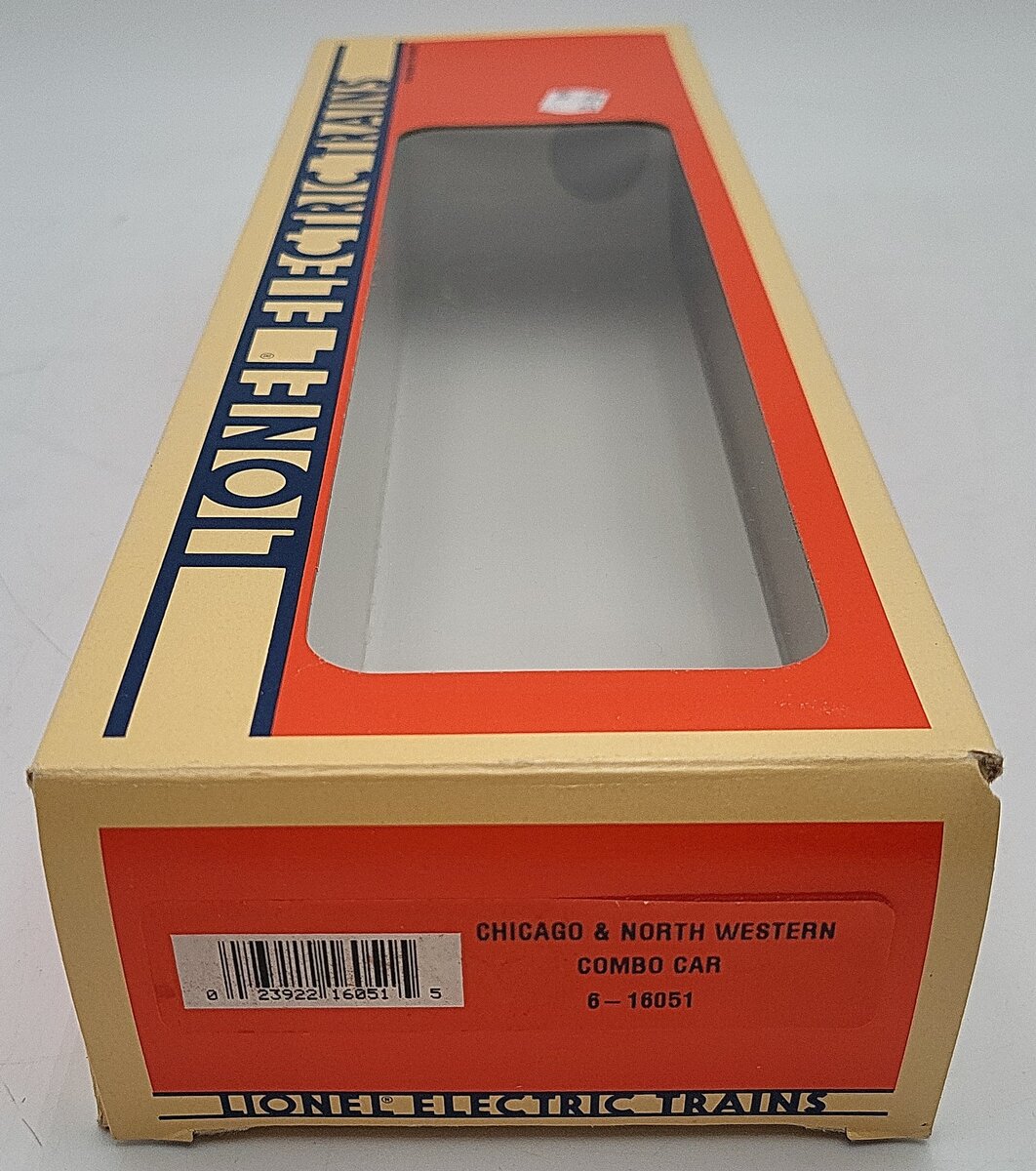 Lionel 6-16051 O Gauge Chicago & Northwestern Combination Passenger Car #6630 EX/Box