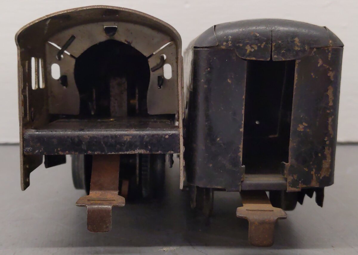 Marx 397 Vintage O Gauge Canadian Pacific Steam Locomotive and Tender #3000 VG
