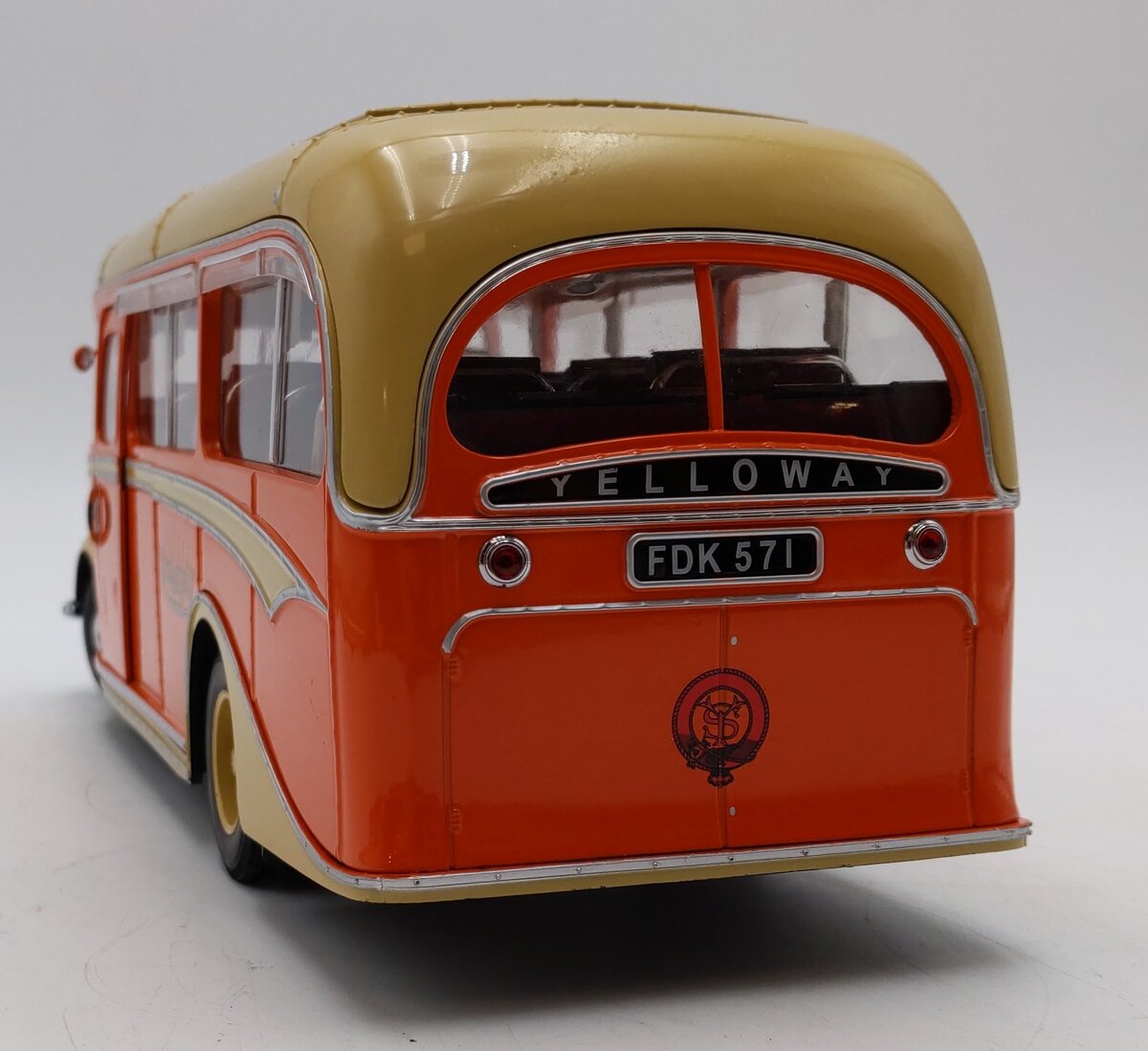 Sun Star 5001 1/24 Scale Bedford OB Duple Vista Coach Model Bus VG