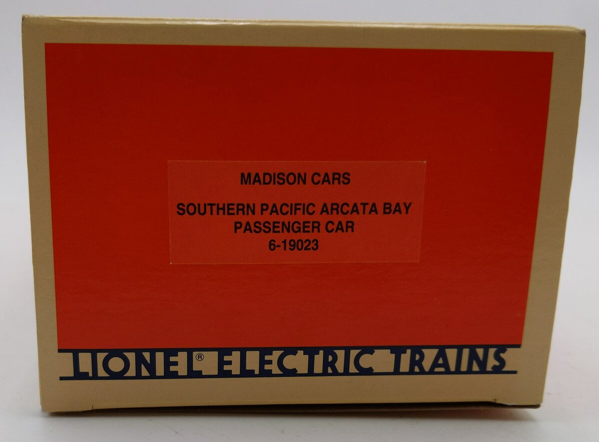 Lionel 6-19023 O Gauge Southern Pacific "Arcata Bay" Madison Passenger Car EX/Box