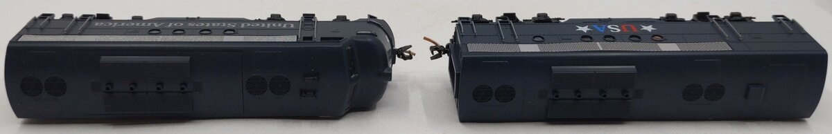 Micro-Trains 98701501 N USA EMD FT Powered A/B Unit Diesel Locomotives EX