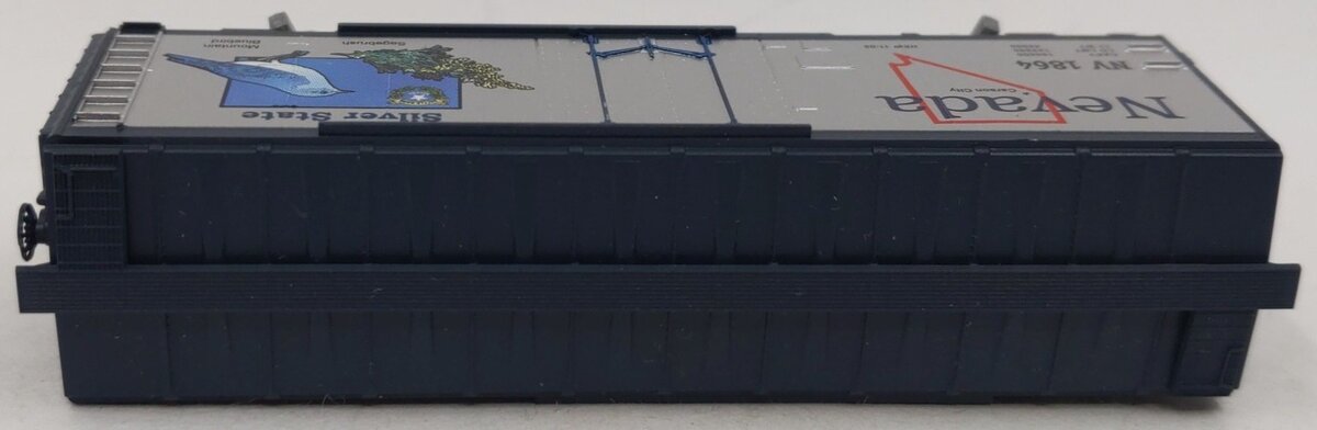Micro-Trains 02100407 N Scale Nevada State 40' Standard Plug Door Boxcar #1864 LN