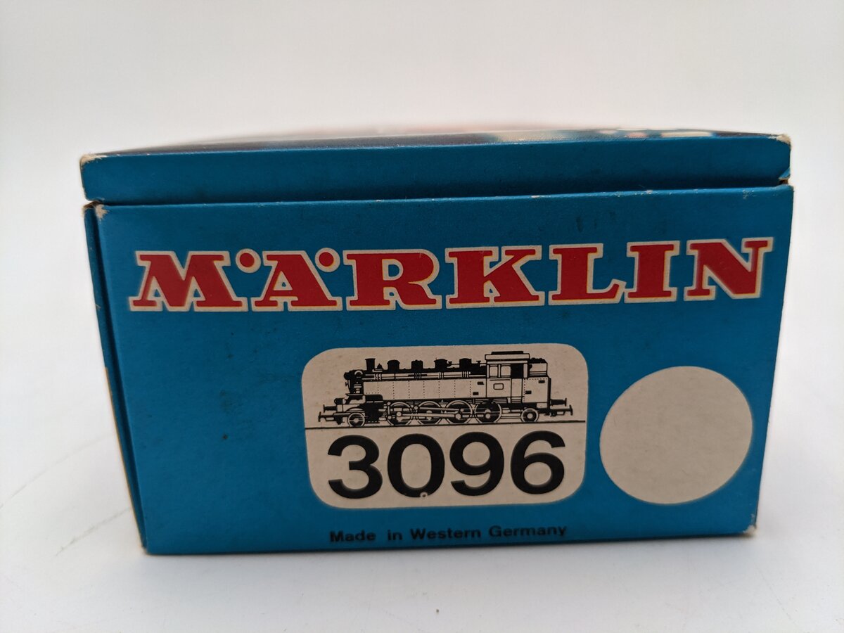 Marklin 3096 HO Scale DB 2-8-2 Steam Locomotive EX/Box