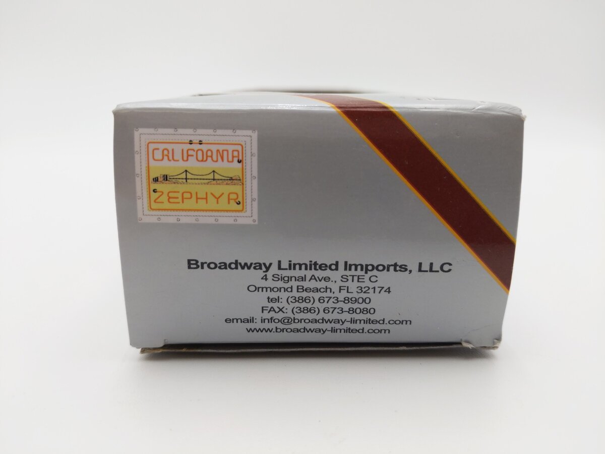 Broadway Limited 527 HO Paragon Series WP "Silver Chalet" Lounge Car #831 EX/Box