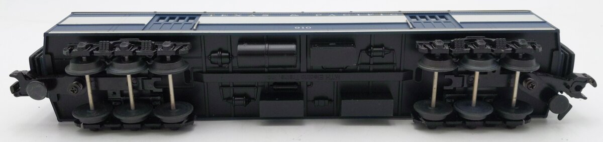 MTH 30-6220 O Gauge Texas & Pacific Madison Baggage Car #910 EX