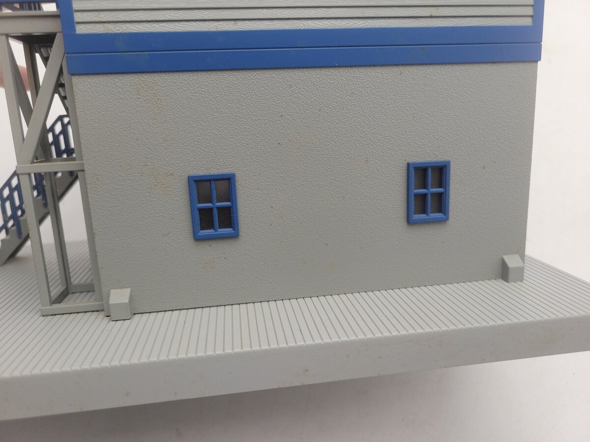 MTH 30-9011 O Gauge Gray & Blue Switch Tower EX