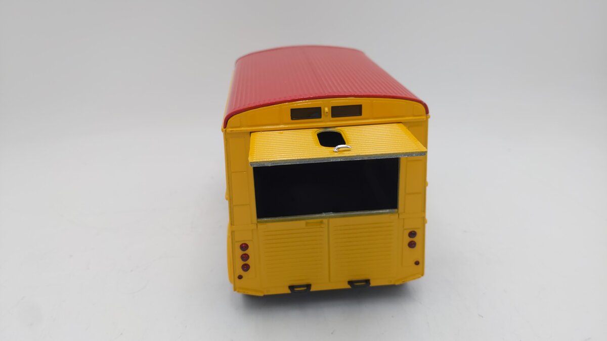 Solido 8060 1:18 Scale 1962 Citroen Type HY Yellow & Red "Pinder" Diecast Van VG
