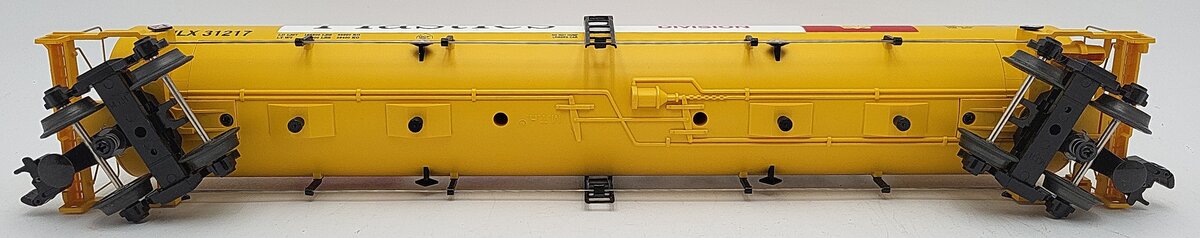 MTH 20-96053 O Gauge Shell 20,000 Gallon 4 Compartment Tank Car #31217 EX
