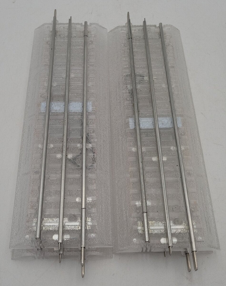 Lionel 2025010 O Gauge 10" Straight Fastrack w/ Multi-Colored Lights (Pack of 4) EX