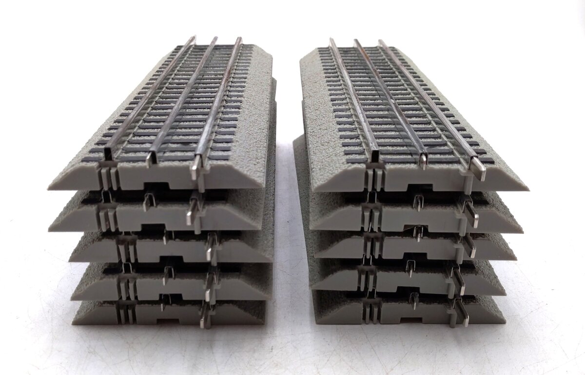 Lionel 6-12014 FasTrack 10" Straight Track (10) VG