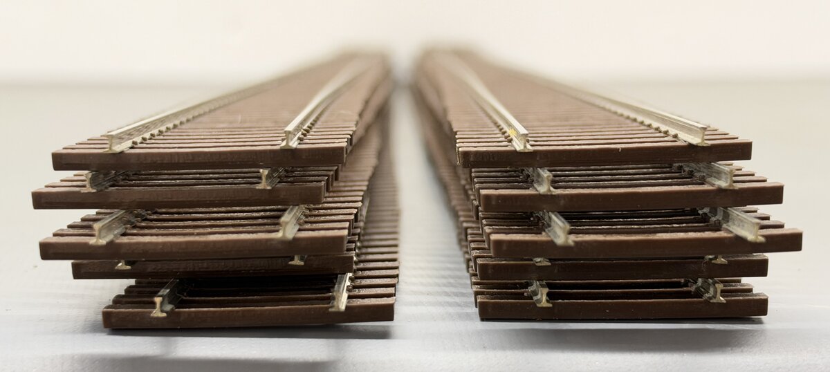 American Models T14836NS S Gauge 36" Straight Flex Track Sections (10) EX