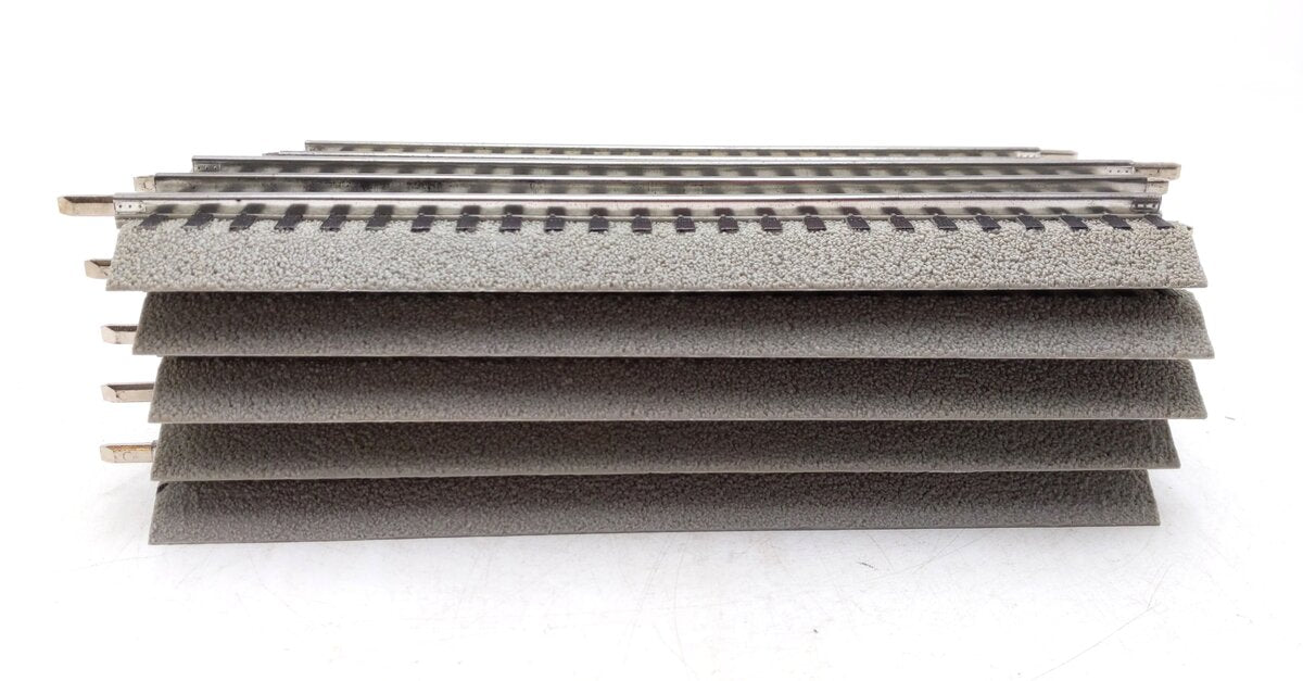 Lionel 6-12014 FasTrack 10" Straight Track (9) EX