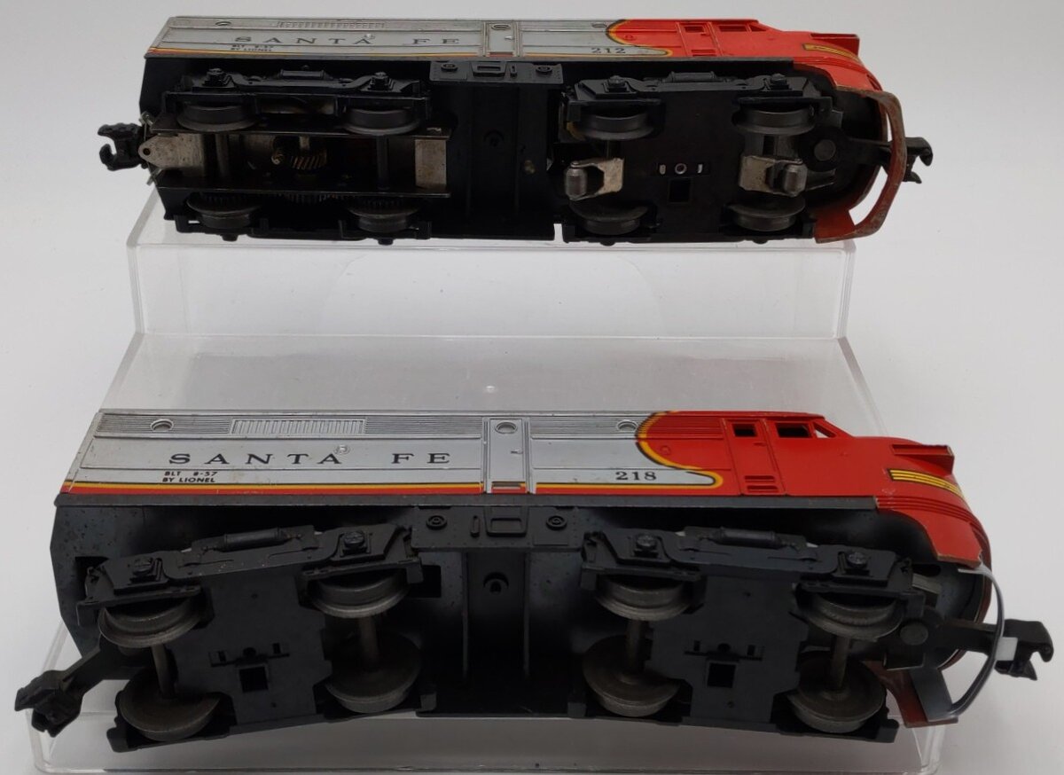Lionel 212 Vintage O Santa Fe Alco AA Diesel Locomotive Set VG
