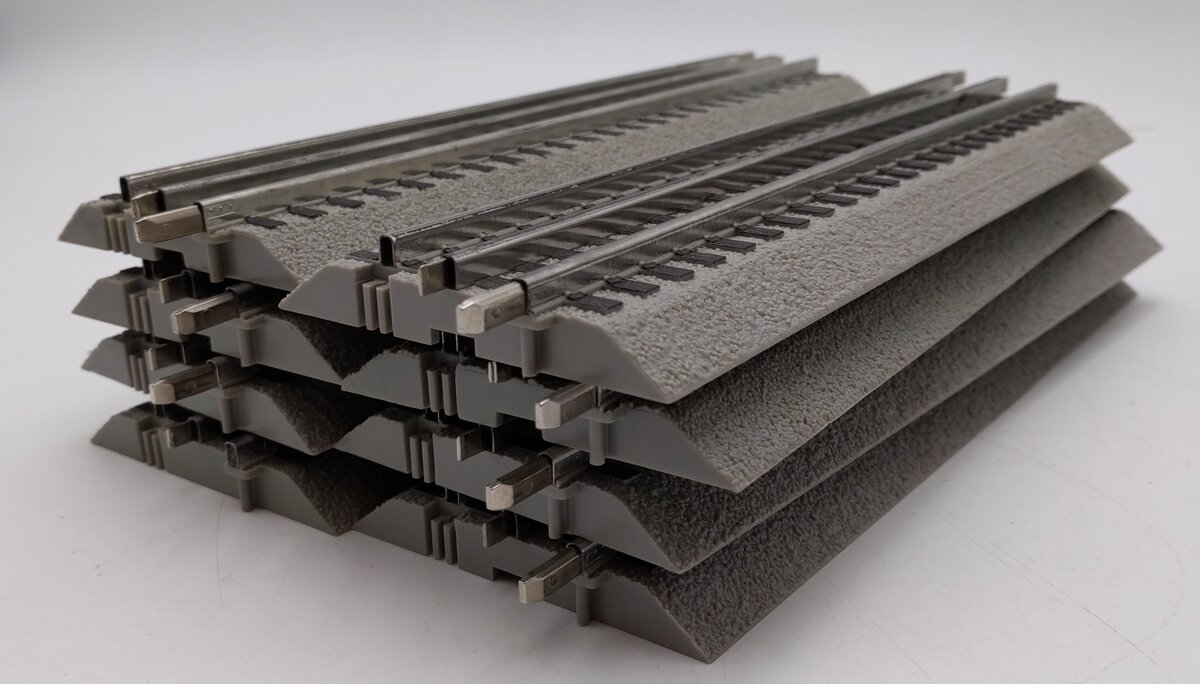 Lionel 6-12014 O 10" Straight FasTrack Single Section (8) EX