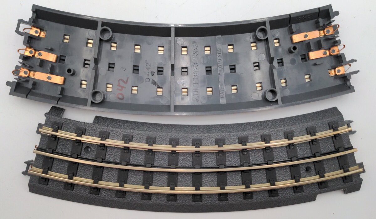 MTH 40-1042 O Gauge RealTrax O42 Curved Solid Rail Track Sections (12) EX