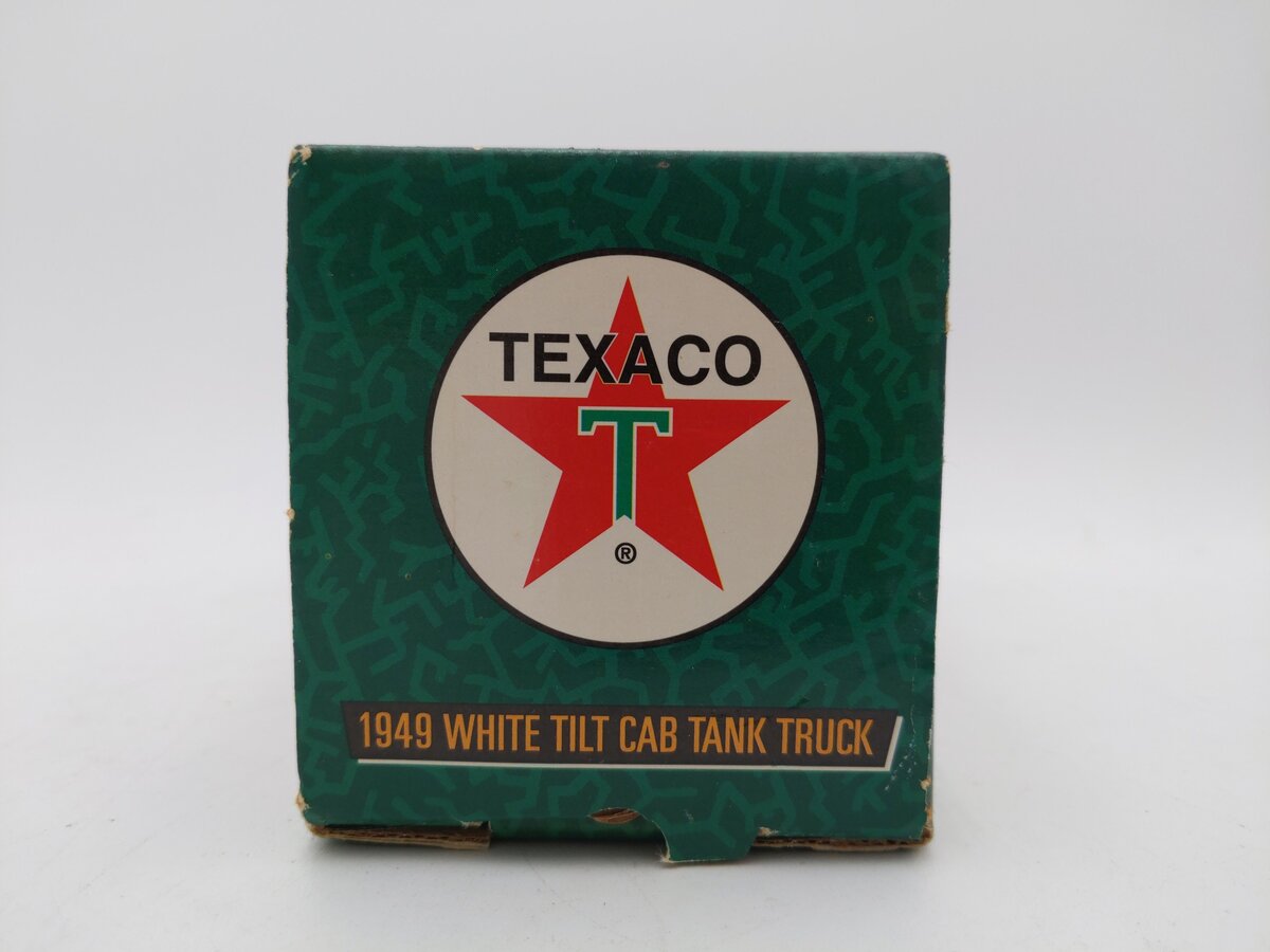Ertl F950 Texaco #13 - 1949 3000 Tilt Cab Tanker Bank EX/Box