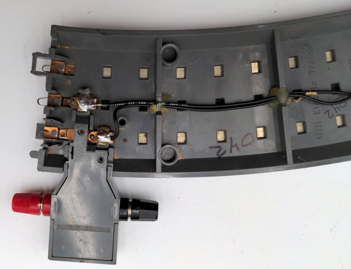 MTH 40-1042 O Gauge RealTrax O42 Curved Solid Rail Track Sections (18) EX