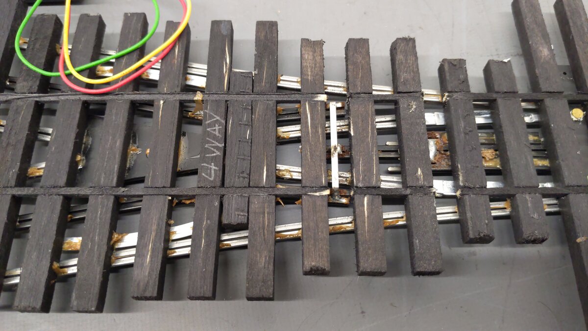 Ross 170M25 O Gauge Four Way Switch Turnout with Dz1000 VG