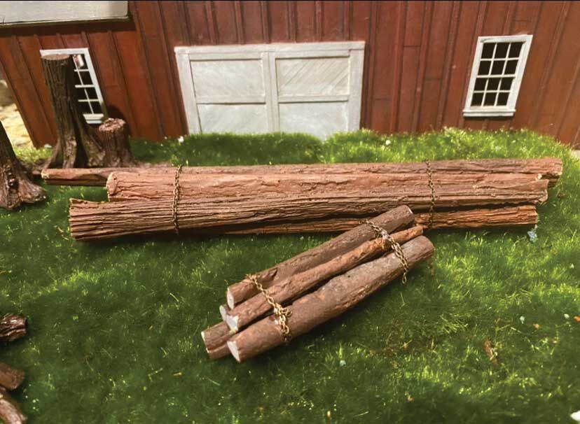 Grand Central Gems LL3 Small Chained Log Load