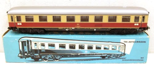Marklin 4089 HO Tee Compartment Coach W/Tail Lights – Trainz
