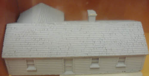 Marklin 2638 Z Mini-Club Ranch House Cast Resin Measures 2 1/2 Wide X 1 1/2 Deep