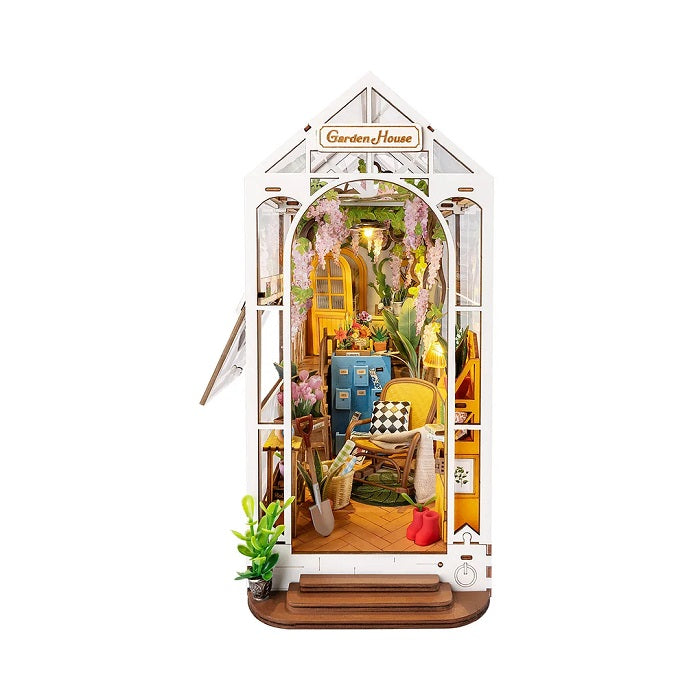 Robotime TGB06 Rolife Holiday Garden House DIY Book Nook Shelf Insert