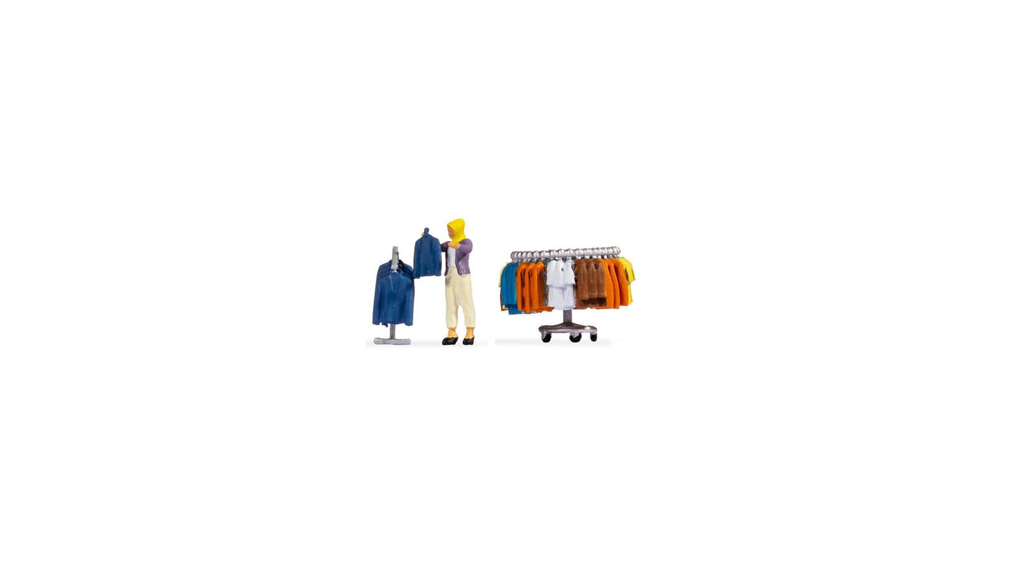 Noch 16509 HO Tiny Scenes Clothes Shopping