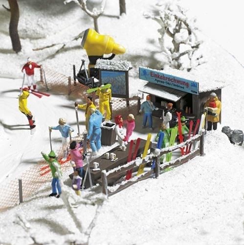 Busch 1170 Ski Slope Party