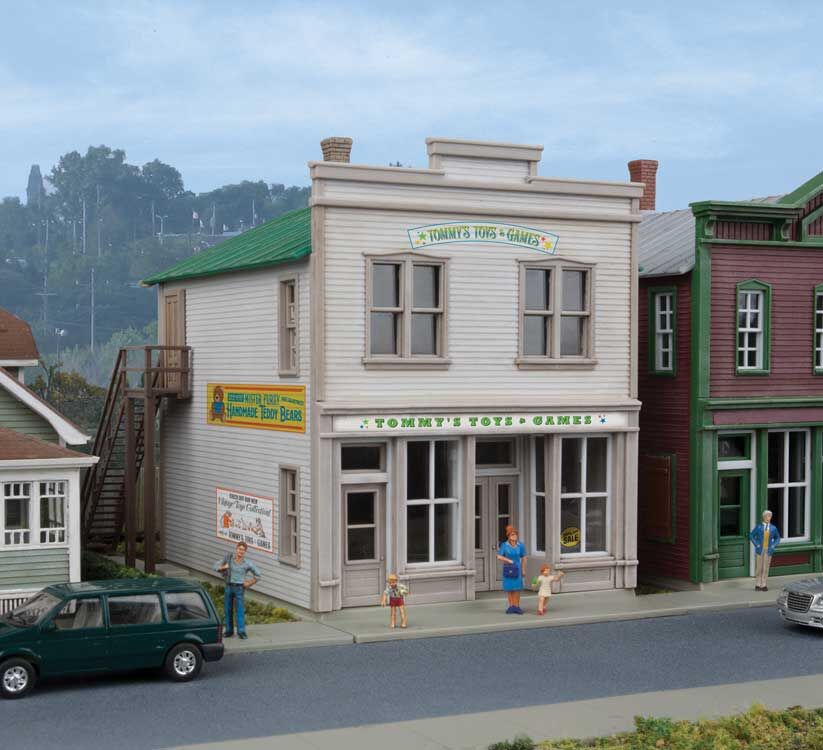 Walthers 933-3668 HO Tommy's Toys & Games Building Kit