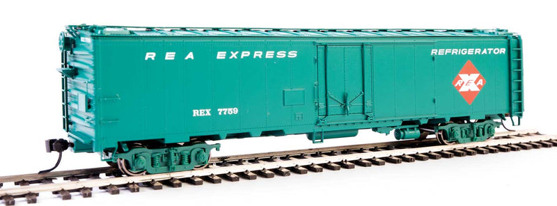 Walthers 920-17325 HO REA Light Green 50' REA Riveted Steel Express Reefer #7646